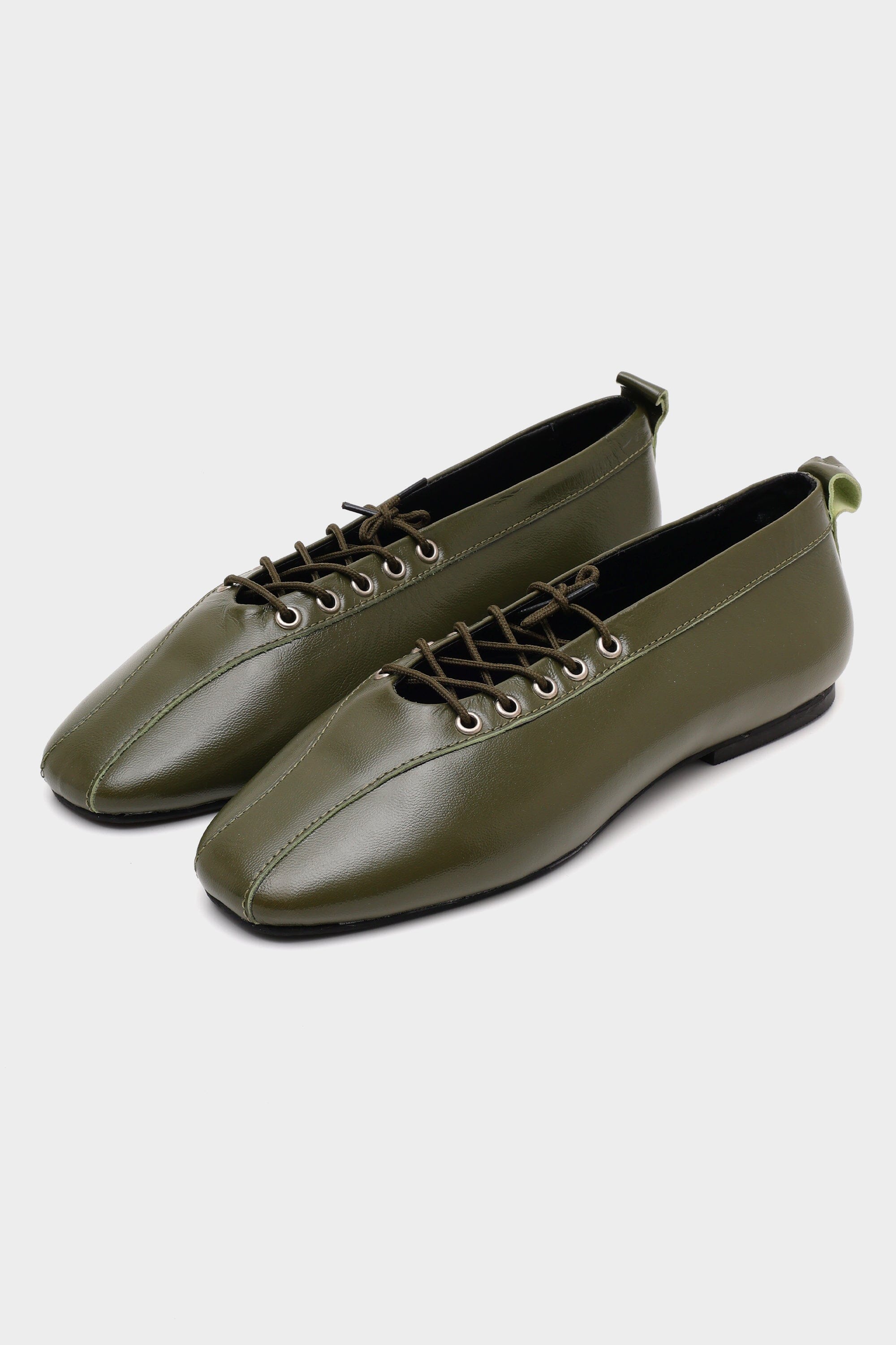 Lace-Up Ballerinas In Olive Green
