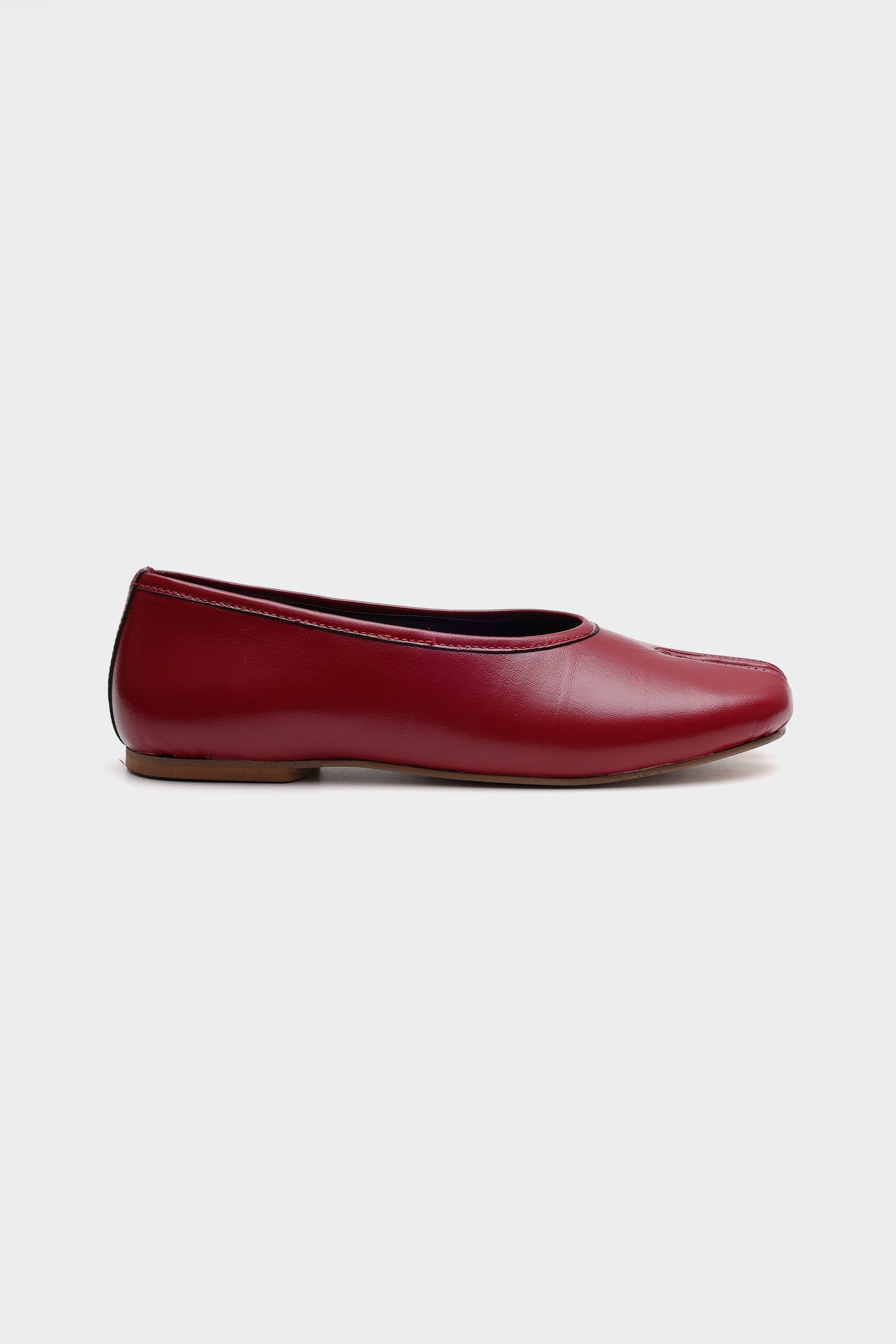 The DUPE in Crimson Crushed Patent Leather