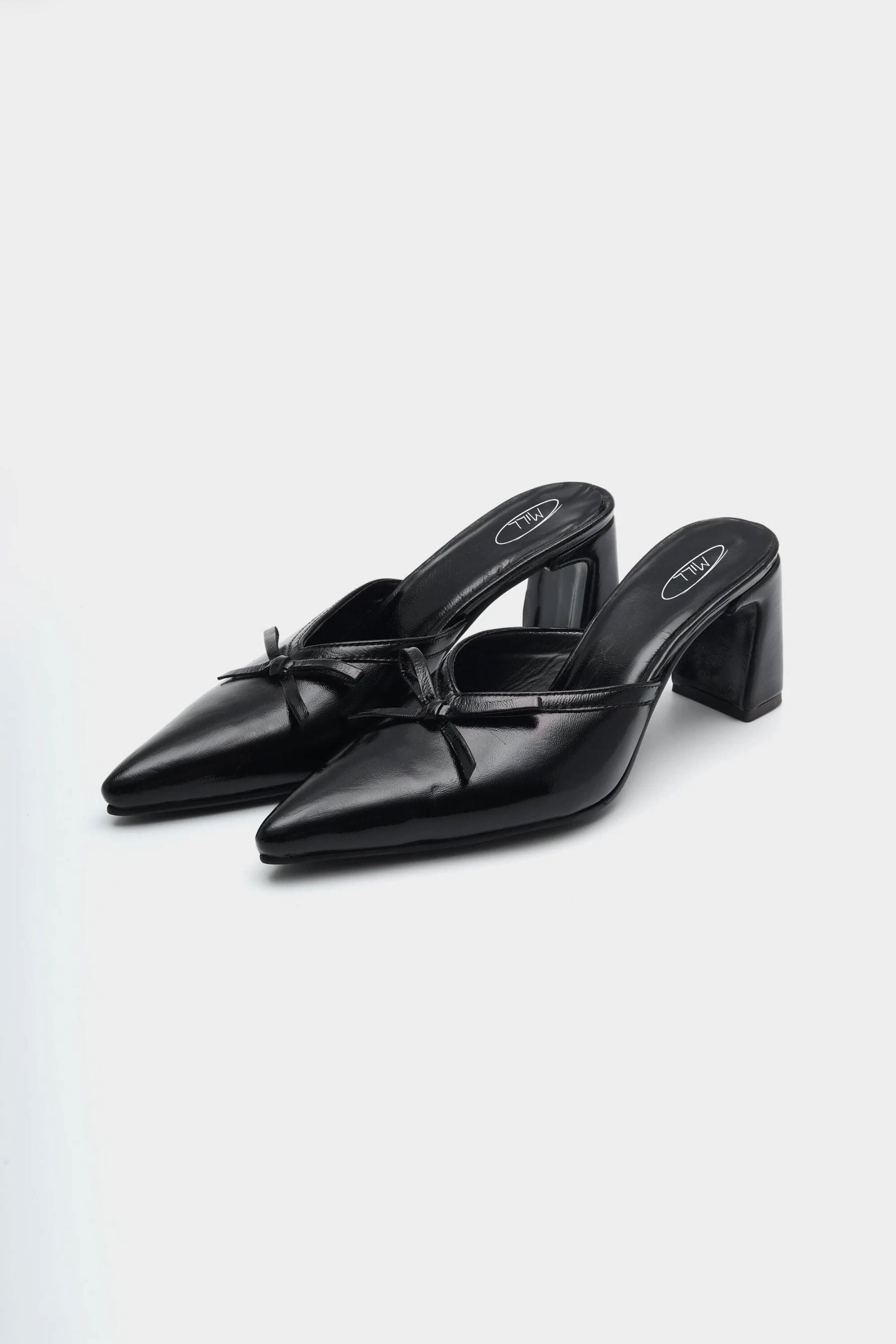 Rogue Sculpted Heels In Onyx