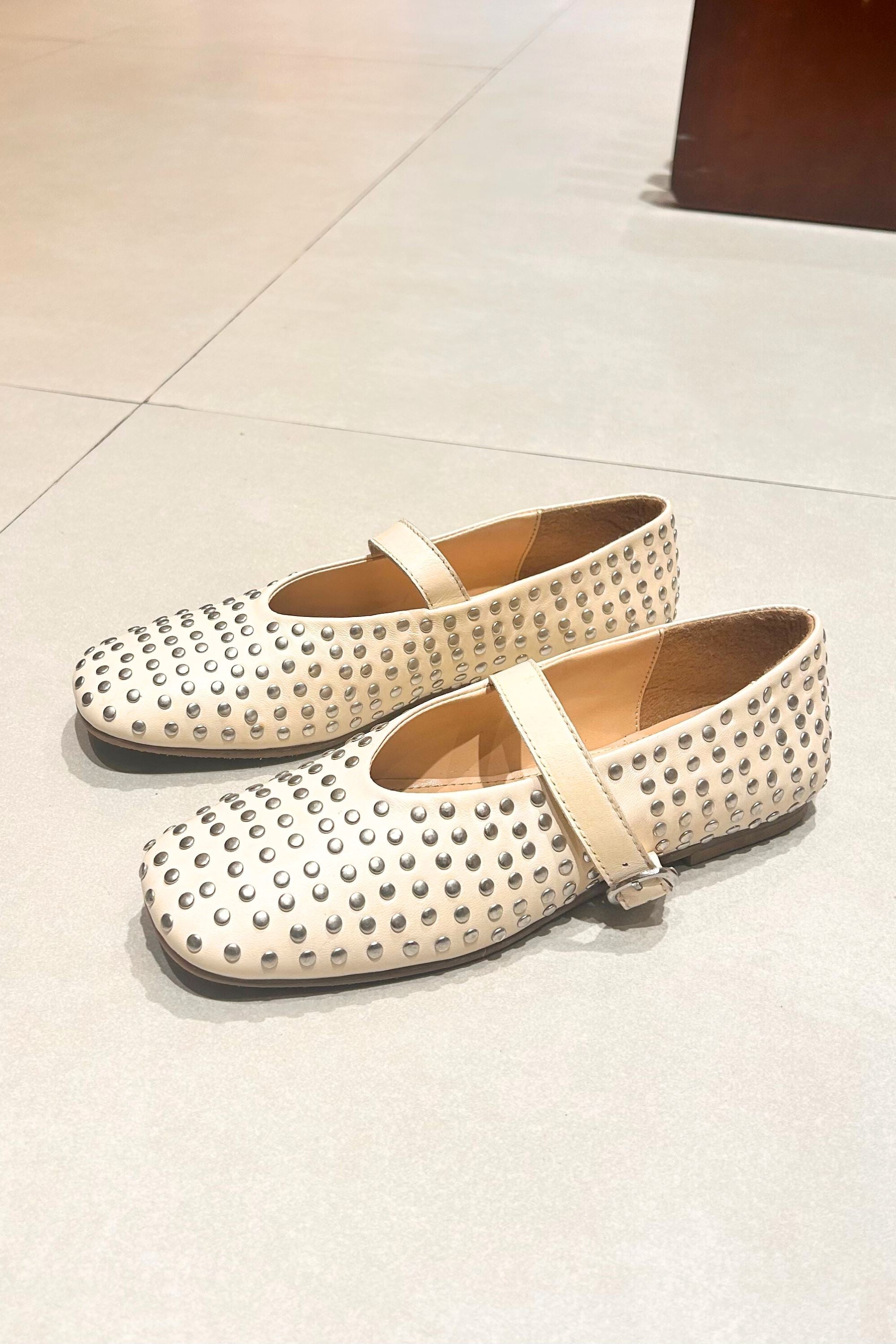 Ecru Ballet Flats With Rivets